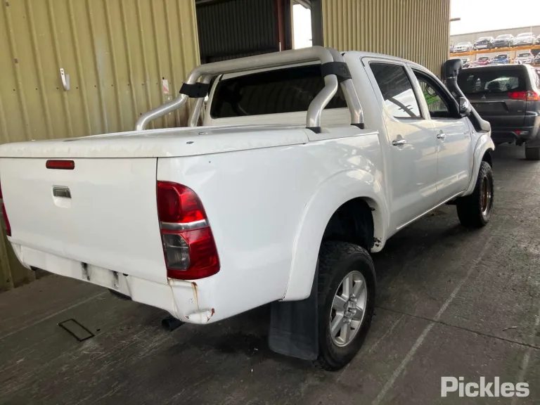 2006 Toyota Hilux Damaged VIN MR0FZ29G401528082 – photo 12