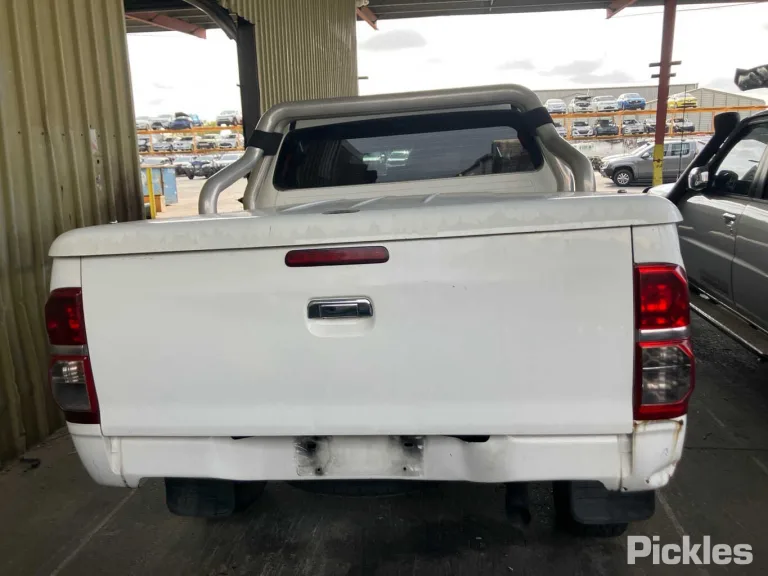 2006 Toyota Hilux Damaged VIN MR0FZ29G401528082 – photo 18