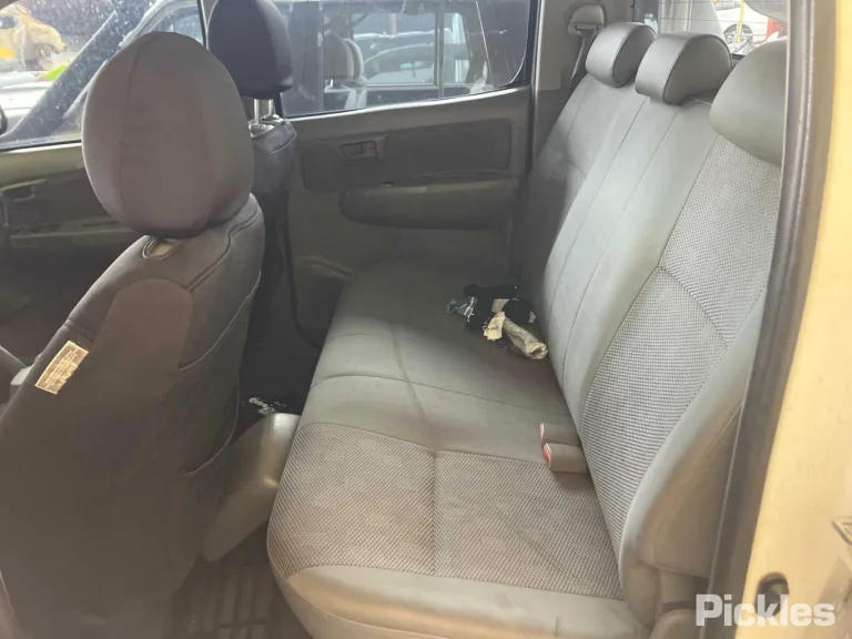 2006 Toyota Hilux Damaged VIN MR0FZ29G401528082 – photo 20