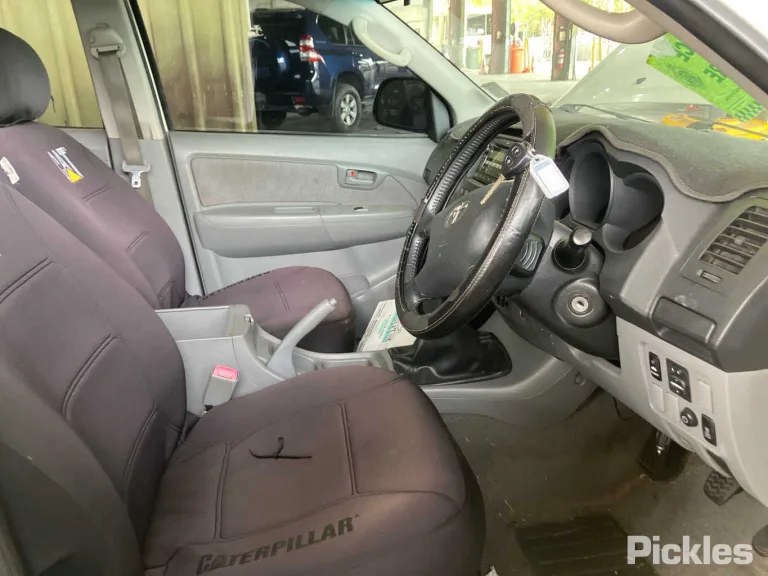 2006 Toyota Hilux Damaged VIN MR0FZ29G401528082 – photo 30