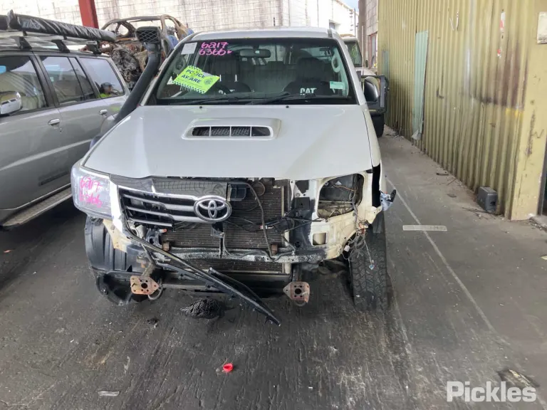 2006 Toyota Hilux Damaged VIN MR0FZ29G401528082 – photo 31