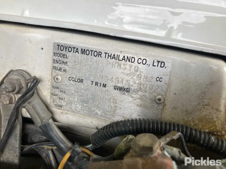 2006 Toyota Hilux Damaged VIN MR0FZ29G401528082 – photo 32