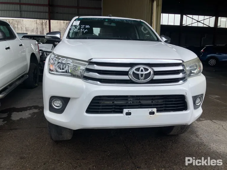 2018 Toyota Hilux Used VIN MR0HA3CD300410051 – photo 13