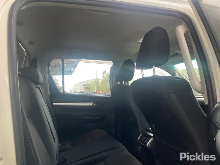 2018 Toyota Hilux Used VIN MR0HA3CD300410051 – photo 15