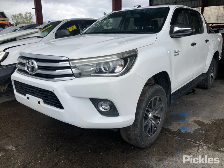 2018 Toyota Hilux Used VIN MR0HA3CD300410051 – photo 17