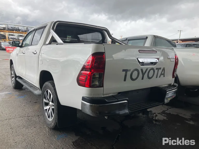 2018 Toyota Hilux Used VIN MR0HA3CD300410051 – photo 22