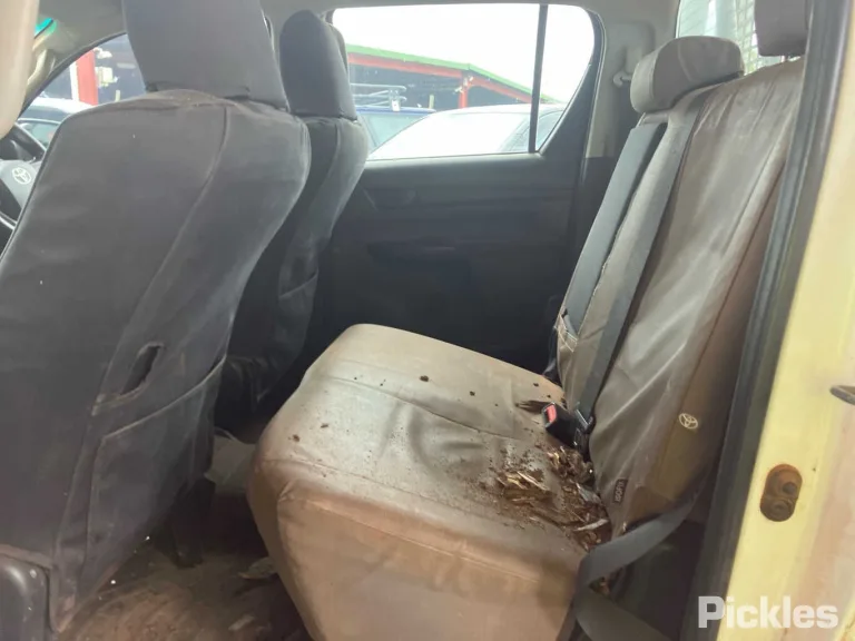 2016 Toyota Hilux Damaged VIN MR0KA3CD301302352 – photo 17