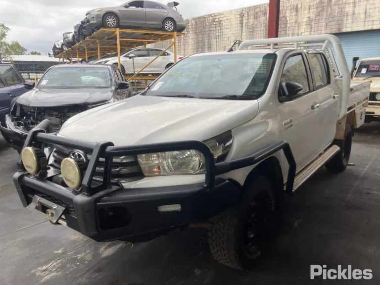 2016 Toyota Hilux Damaged VIN MR0KA3CD301302352 – photo 18