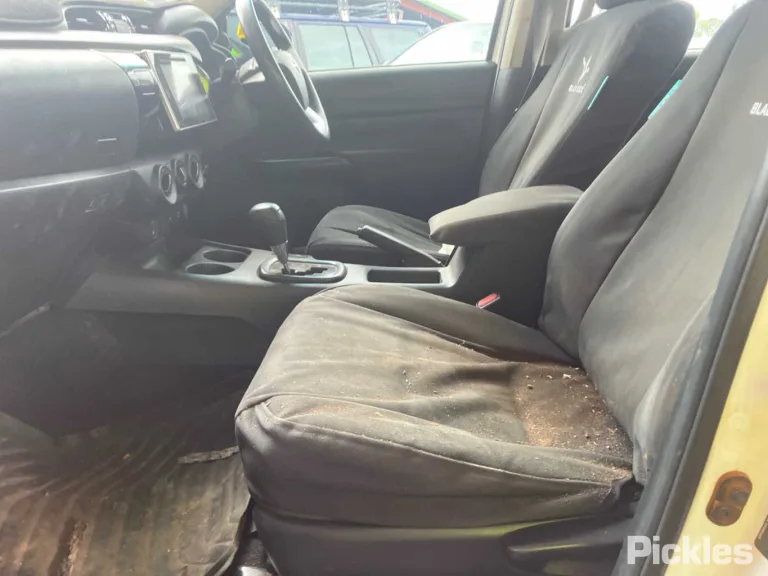 2016 Toyota Hilux Damaged VIN MR0KA3CD301302352 – photo 19