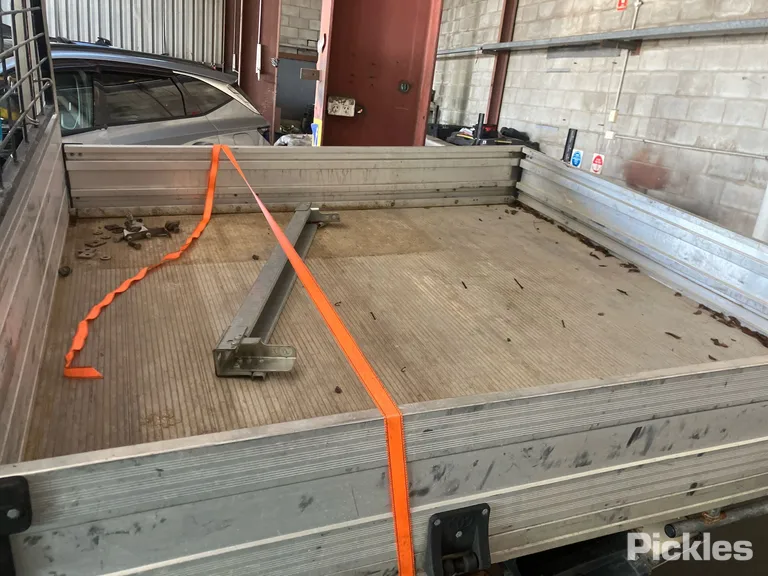 2025 Toyota Hilux Used VIN MR0KA3CD306821730 – exterior detail
