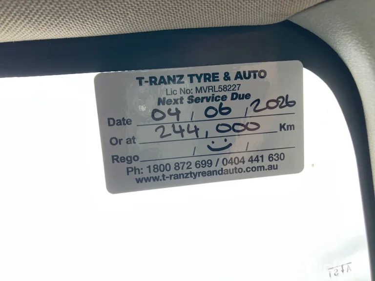2016 Toyota Hilux Used VIN MR0KA3CD401302800 – photo 19