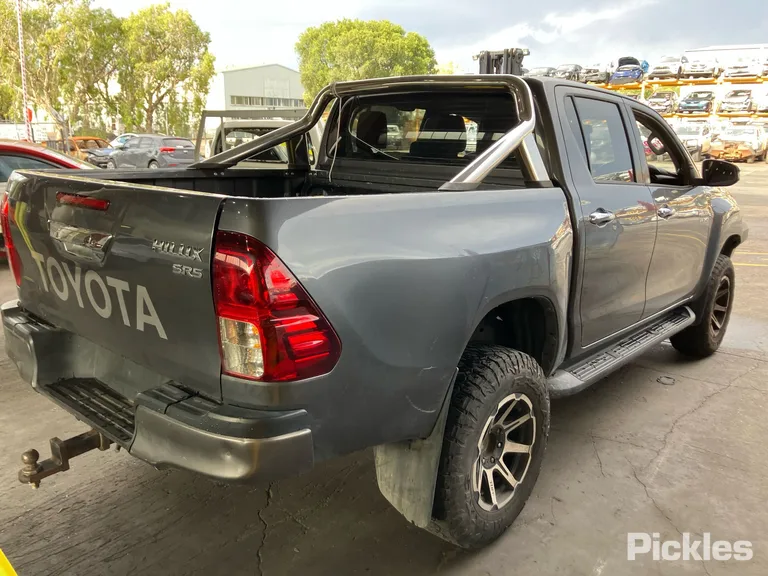 2016 Toyota Hilux Used VIN MR0KA3CD401302800 – photo 36