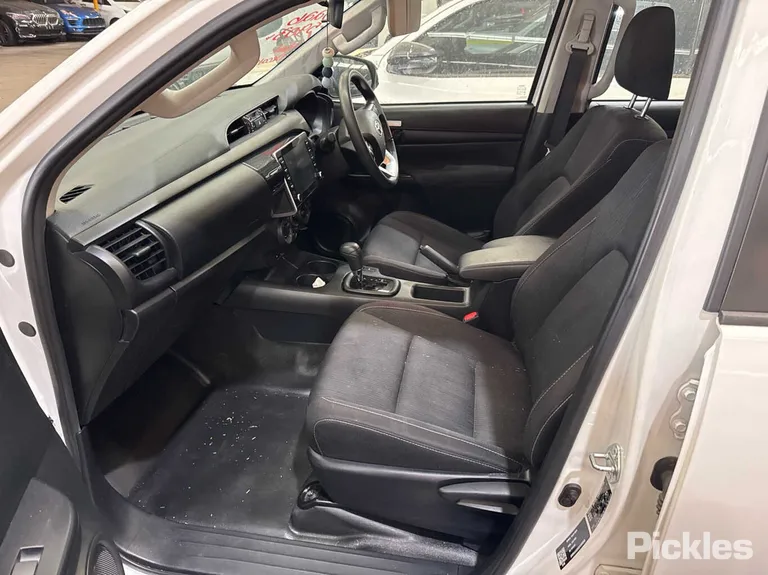 2022 Toyota Hilux Used VIN MR0KA3CD801280008 – side profile