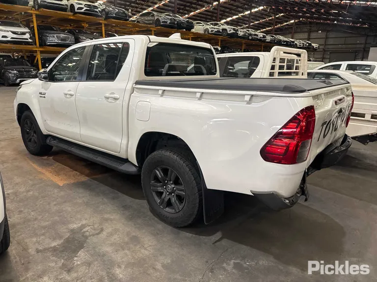 2022 Toyota Hilux Used VIN MR0KA3CD801280008 – photo 19