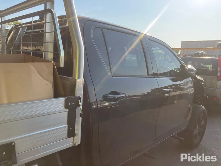 2024 Toyota Hilux Used VIN MR0KE3CD307351701 – photo 31