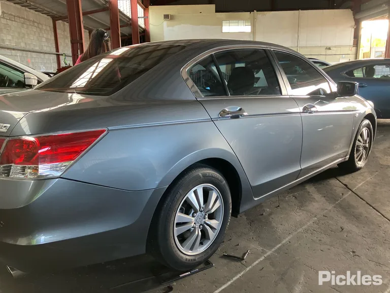 2009 Honda Accord Used VIN MRHCP26309P031406 – exterior detail