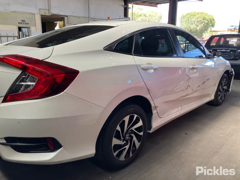 2018 Honda Civic Used VIN MRHFC6660HT071334 – photo 30