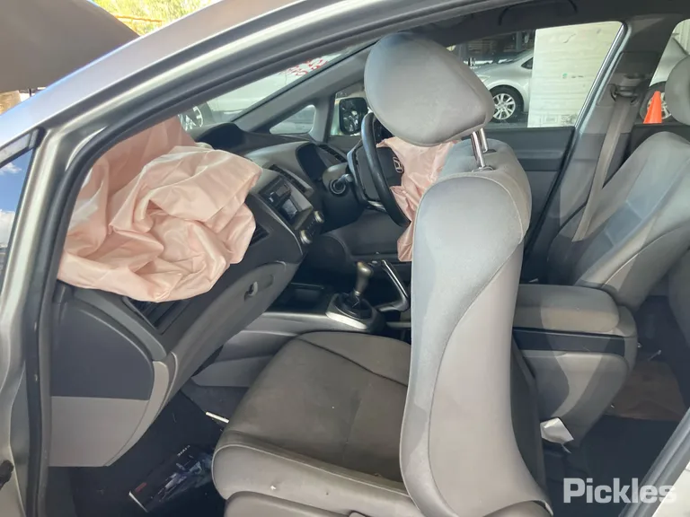 2006 Honda Civic Used VIN MRHFD15506P020412 – rear exterior
