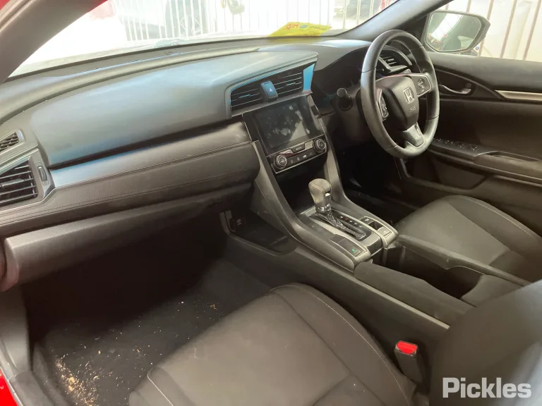 2019 Honda Civic Damaged VIN MRHFK5850JT071497 – undercarriage 2019 Honda Civic Damaged VIN MRHFK5850JT071497 – undercarriage