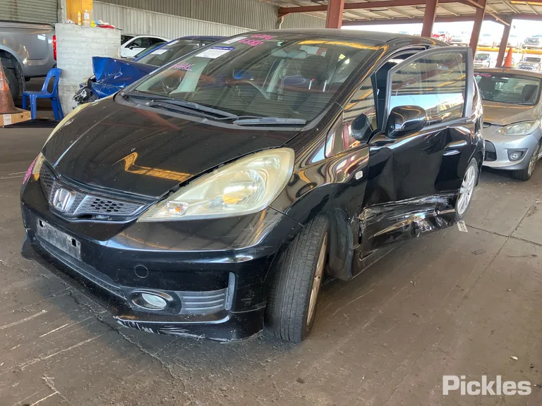 2012 Honda Jazz Used VIN MRHGE8860CP040760 – photo 23