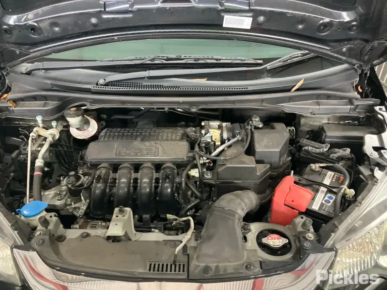 2017 Honda Jazz Damaged VIN MRHGK5850JT020954 – engine bay
