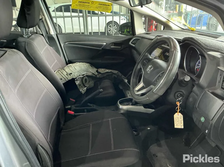 2019 Honda Jazz Used VIN MRHGK5850KT023279 – front exterior 2019 Honda Jazz Used VIN MRHGK5850KT023279 – front exterior