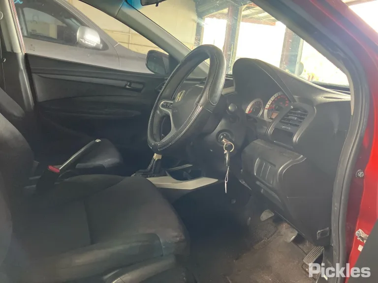 2009 Honda City Damaged VIN MRHGM25409P050076 – rear exterior
