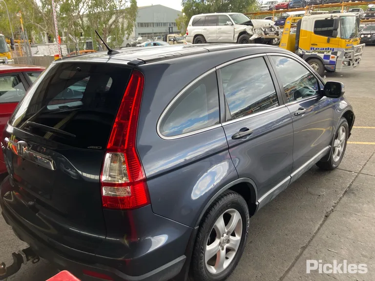 2009 Honda CR-V Used VIN MRHRE48309P010052 – rear exterior