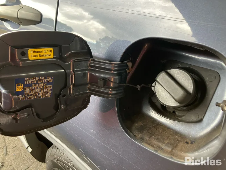 2009 Honda CR-V Used VIN MRHRE48309P010052 – undercarriage