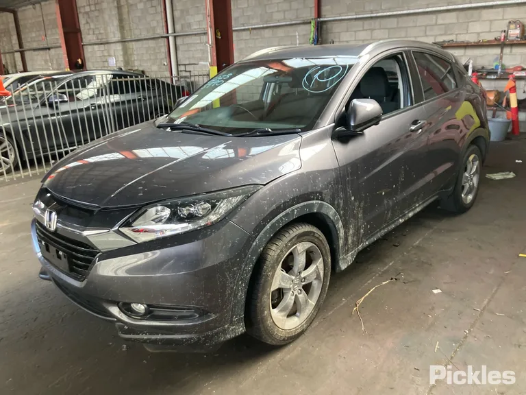 2016 Honda HR-V Used VIN MRHRU5850GP063454 – photo 13 2016 Honda HR-V Used VIN MRHRU5850GP063454 – photo 13