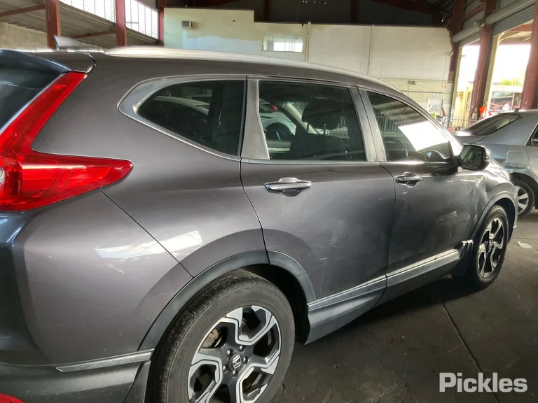 2019 Honda CR-V Used VIN MRHRW1850KP061804 – interior seats