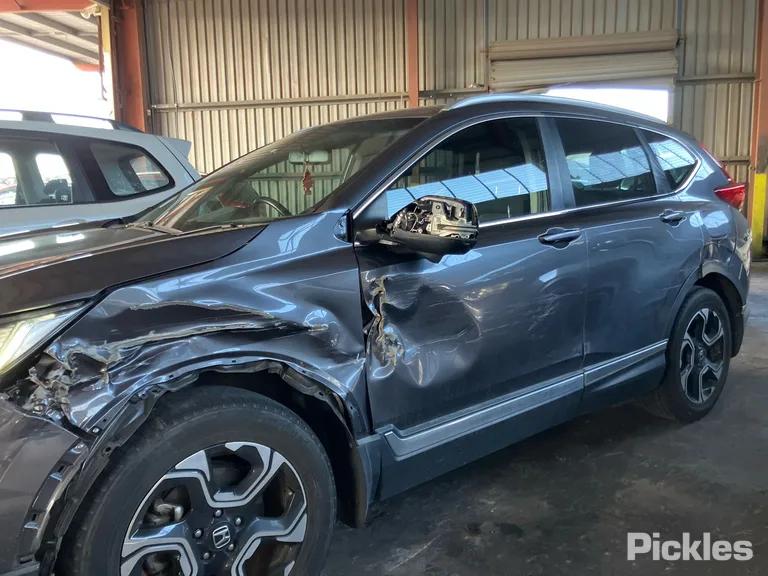 2019 Honda CR-V Used VIN MRHRW1850KP061804 – exterior detail