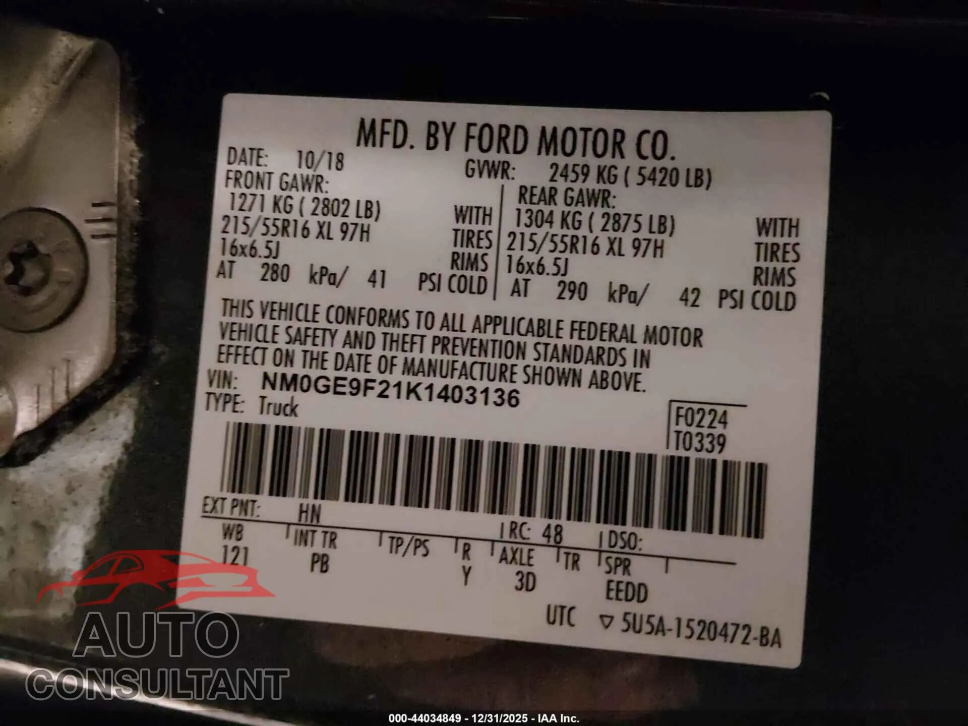 2019 FORD TRANSIT CONNECT Damaged VIN NM0GE9F21K1403136 – trunk area