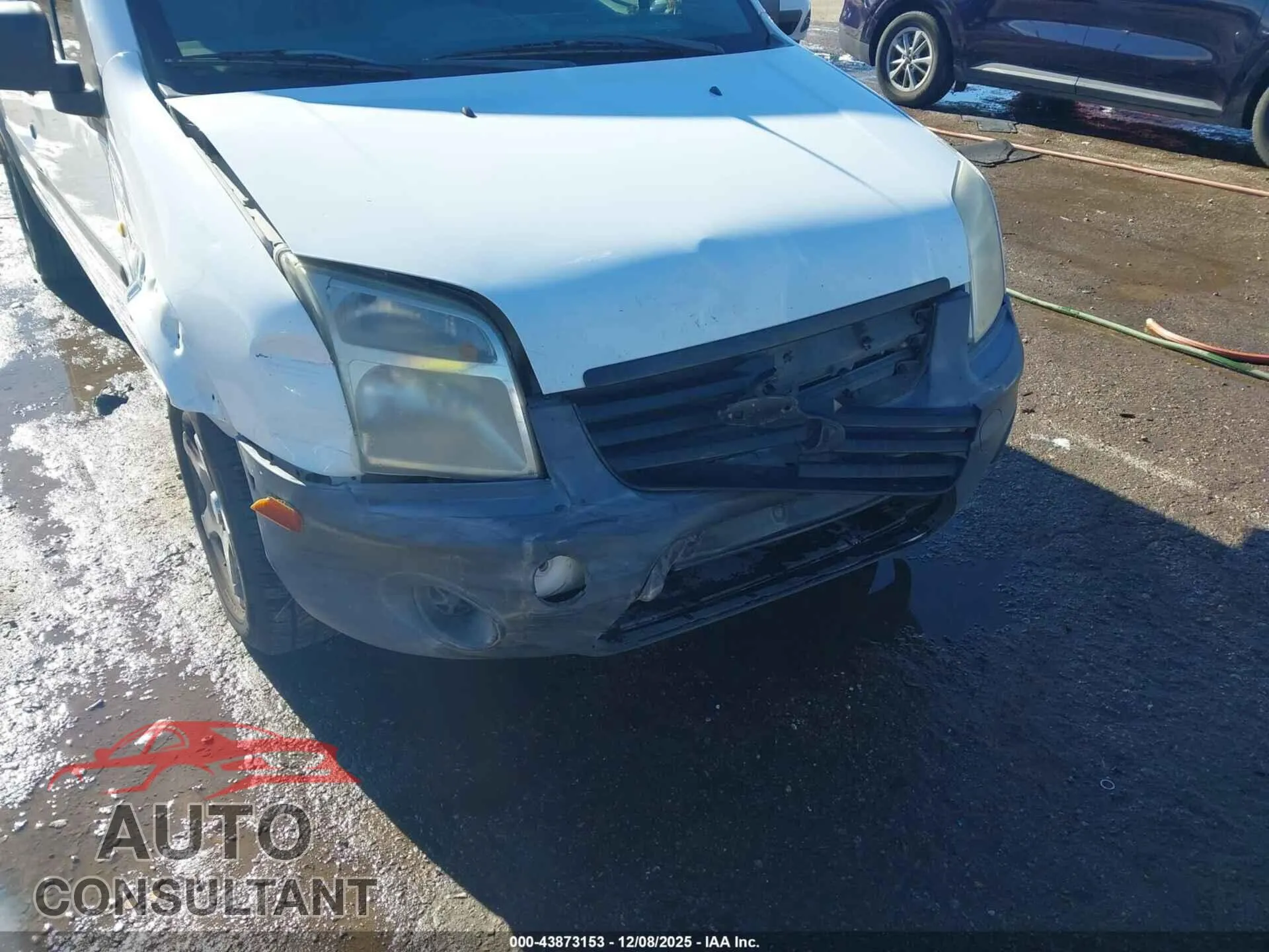 2012 FORD TRANSIT CONNECT Damaged VIN NM0LS7CN9CT097786 – engine bay