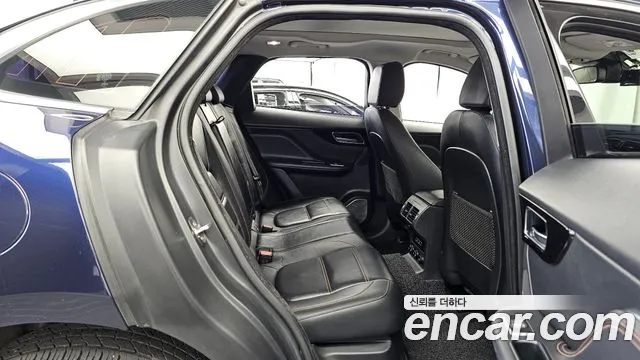 2018 Jaguar F-PACE 20d Prestige Sold VIN SADCA2BN2JA258597 – odometer reading