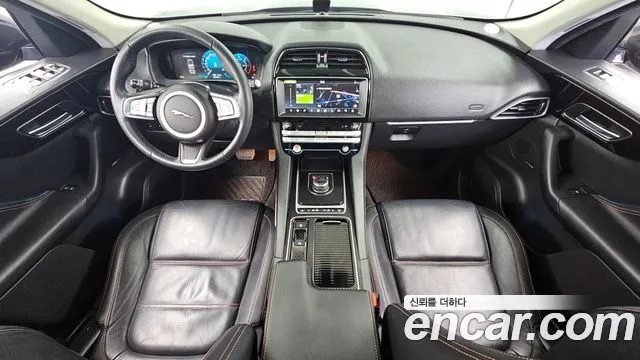 2018 Jaguar F-PACE 20d Prestige Sold VIN SADCA2BN2JA258597 – photo 16