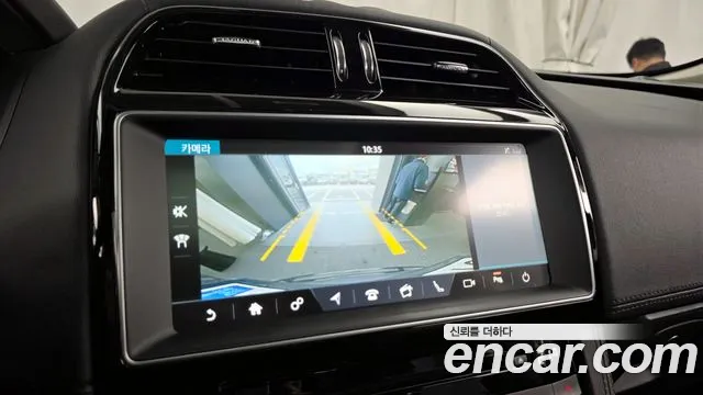 2019 Jaguar F-PACE 20d Prestige Sold VIN SADCA2BN8KA362271 – engine bay