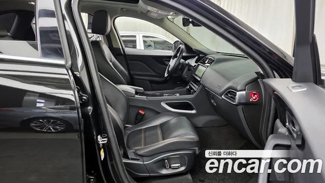 2019 Jaguar F-PACE 20d Prestige Sold VIN SADCA2BN8KA362271 – undercarriage
