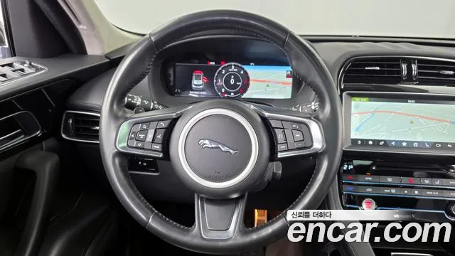 2019 Jaguar F-PACE 20d Prestige Sold VIN SADCA2BN8KA362271 – photo 12