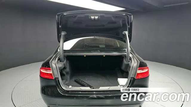 2018 Jaguar XE 20t Prestige Sold VIN SAJAB4BX3JCP21611 – exterior detail