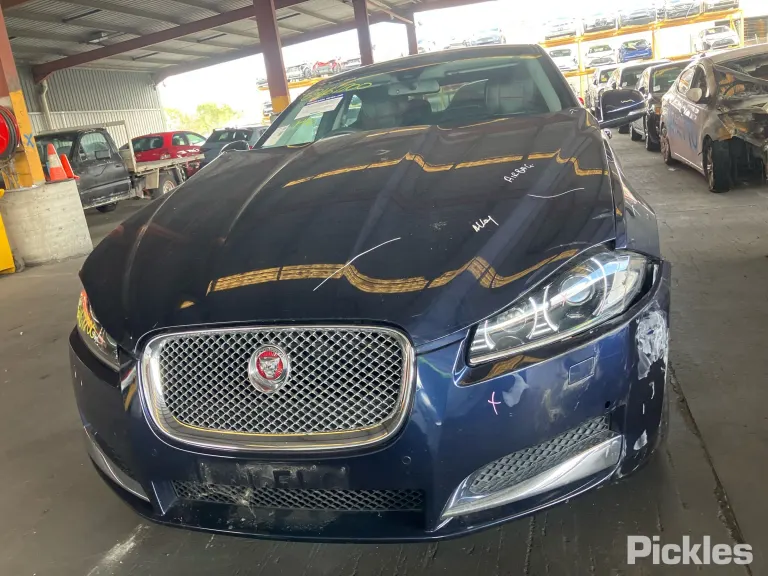 2014 Jaguar XF Damaged VIN SAJAC05K0EDU37973 – exterior detail 2014 Jaguar XF Damaged VIN SAJAC05K0EDU37973 – exterior detail