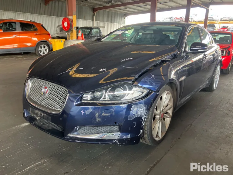 2014 Jaguar XF Damaged VIN SAJAC05K0EDU37973 – photo 26 2014 Jaguar XF Damaged VIN SAJAC05K0EDU37973 – photo 26