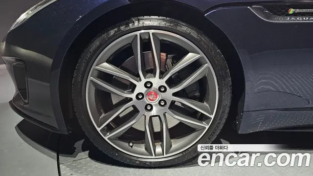 2019 Jaguar F-TYPE P380 R-Dynamic Coupe Sold VIN SAJDB1BV6KCK61243 – exterior detail