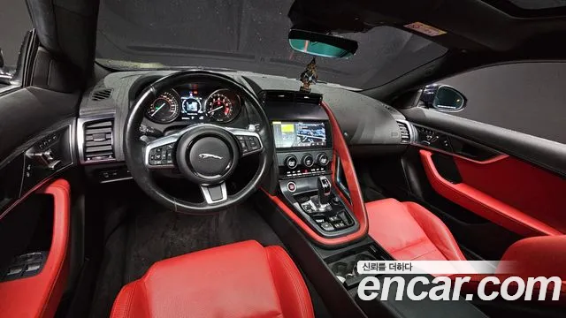 2019 Jaguar F-TYPE P380 R-Dynamic Coupe Sold VIN SAJDB1BV6KCK61243 – photo 13