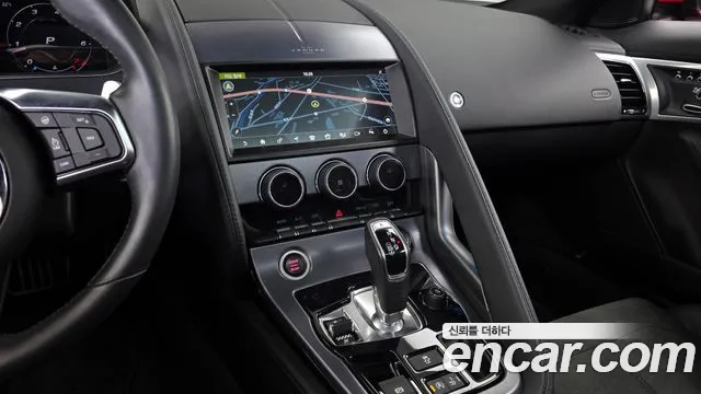 2021 Jaguar F-TYPE P300 Coupe Sold VIN SAJDB1BXXMCK74128 – photo 17