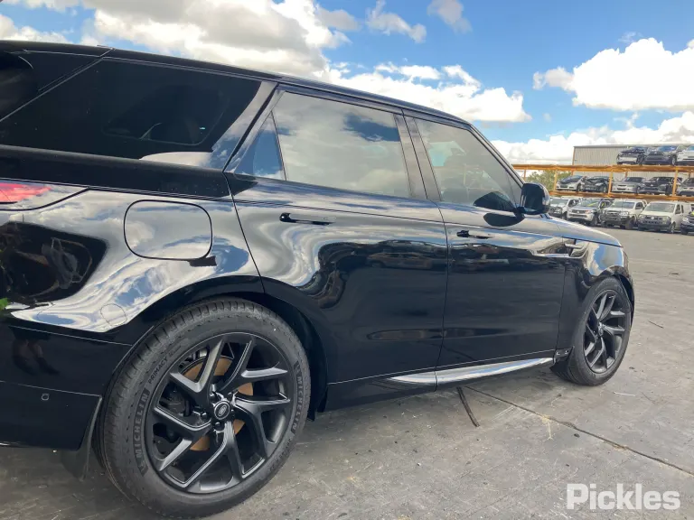 2025 Land Rover Range Rover Sport Damaged VIN SAL1A2AW1SA440718 – rear exterior