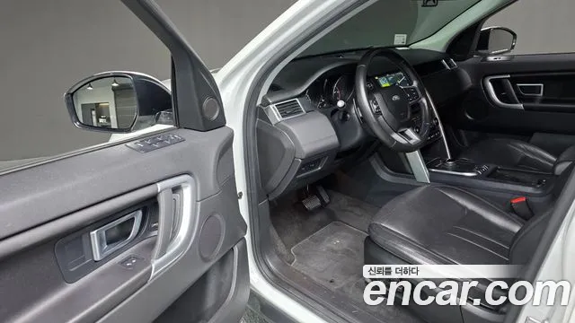 2019 Land Rover Discovery Sport 2.0 TD4 SE (150PS) Sold VIN SALCA2BN2KH784404 – photo 19