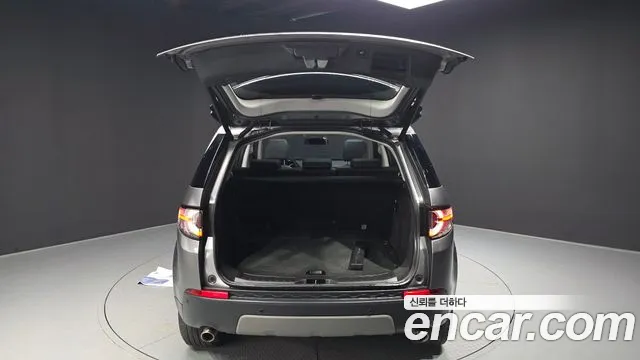 2017 Land Rover Discovery Sport 2.0 TD4 SE Sold VIN SALCA2BN4HH681591 – interior seats