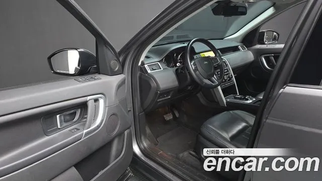 2017 Land Rover Discovery Sport 2.0 TD4 SE Sold VIN SALCA2BN4HH681591 – photo 29