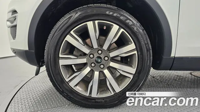 2018 Land Rover Discovery Sport 2.0 TD4 HSE Luxury Sold VIN SALCA2BN8JH762275 – undercarriage